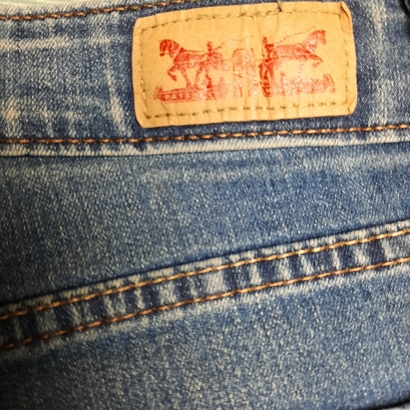 Levi's 518 Cut-off Blue Jean Shorts SZ 9 - Picture 9 of 9